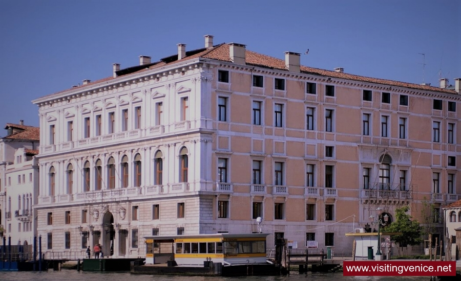 venice palazzo grassi